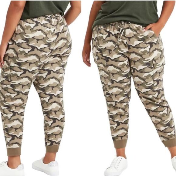 TORRID Relaxed Fit Jogger Stretch Challis Mid-Rise Cargo Pocket Pant Size 2X‎ - Picture 2 of 10